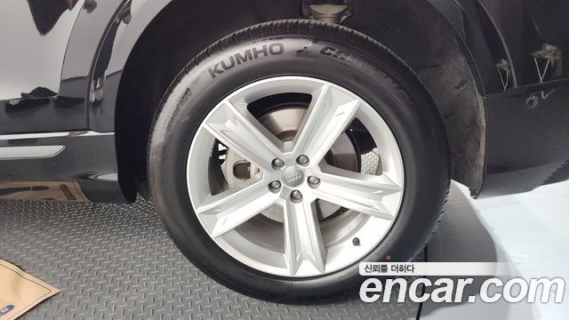 Audi Q8 (4M) 45 TDI Quattro Premium 2021 — фото 21
