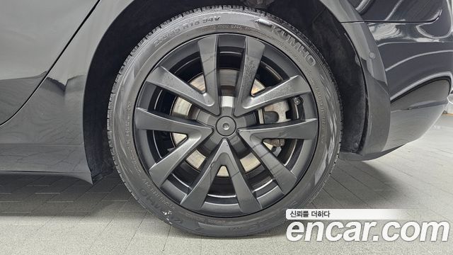 Tesla Model 3 Standard Range Plue RWD 2020 — фото 21