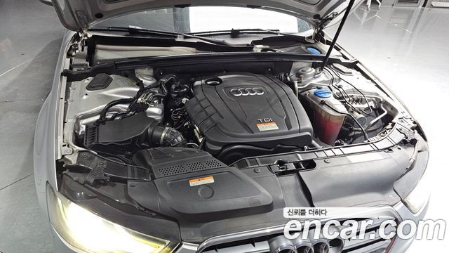 Audi A4 2.0 TDI Quattro Dynamic B8 2014 — фото 6