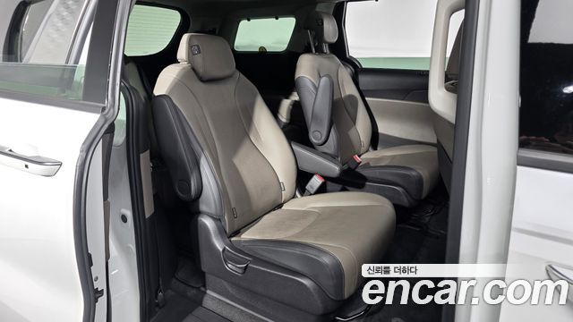 Kia Carnival (IV) HEV 9seater Nobless 2024 — фото 11