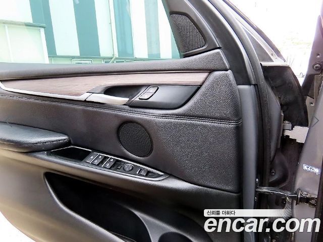 BMW X5 (F15) xDrive 30d 2015 — фото 16