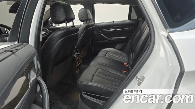 BMW X6 (F16) xDrive 30d 2017 — фото 11