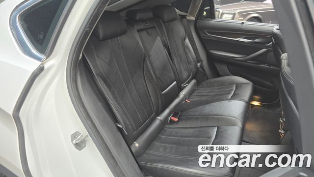 BMW X6 (F16) xDrive 30d 2017 — фото 12