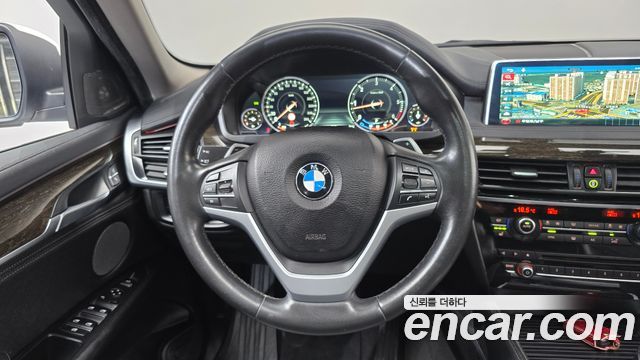 BMW X6 (F16) xDrive 30d 2017 — фото 13