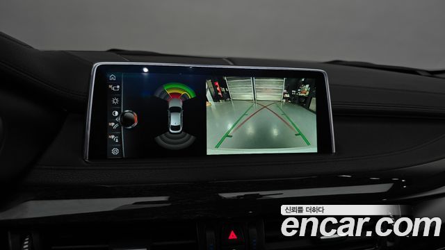 BMW X6 (F16) xDrive 30d 2017 — фото 35