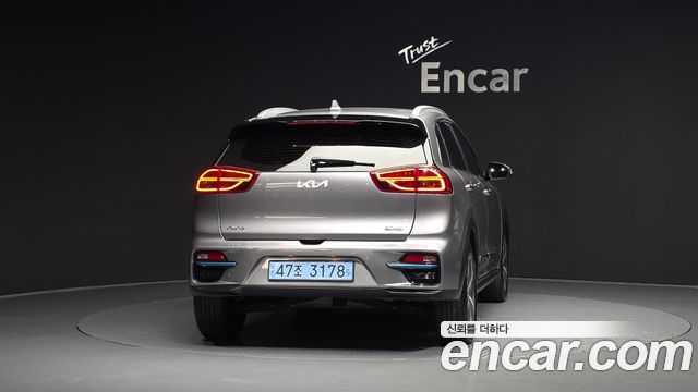 Kia Niro EV Noblesse 2022 — фото 4