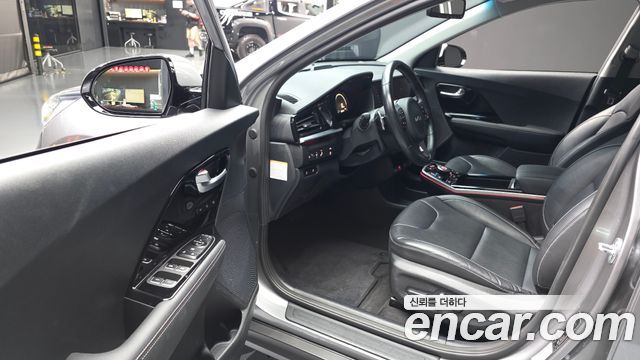 Kia Niro EV Noblesse 2022 — фото 10