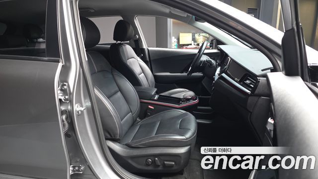 Kia Niro EV Noblesse 2022 — фото 11