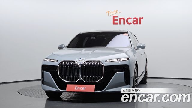 BMW 7 Series (G70) 740i xDrive M Sport 2025 — фото 3