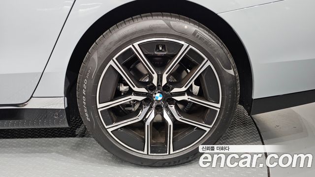 BMW 7 Series (G70) 740i xDrive M Sport 2025 — фото 21