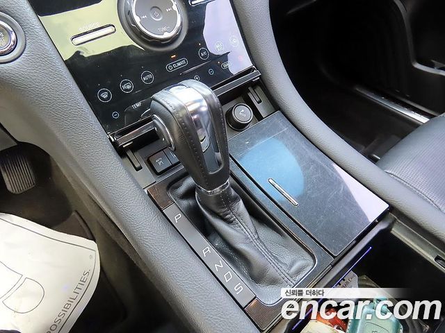 Ford Taurus 2.0 Limited EcoBoost 6th 2015 — фото 10