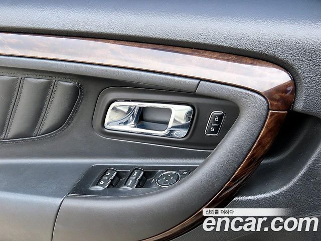 Ford Taurus 2.0 Limited EcoBoost 6th 2015 — фото 15