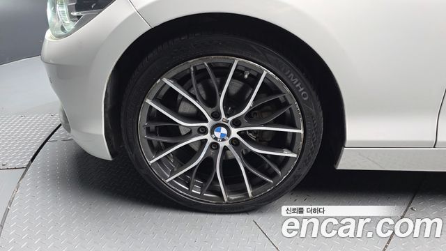 BMW 1 Series (F20) 118d Sport 5Door 2016 — фото 5