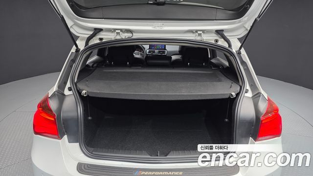 BMW 1 Series (F20) 118d Sport 5Door 2016 — фото 20