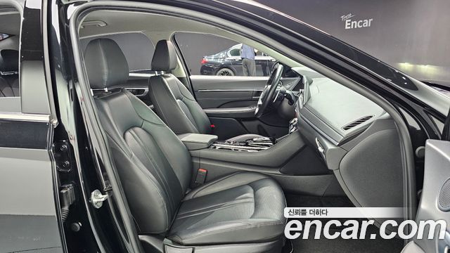 Hyundai Sonata (DN8) 2.0 Premium Plus 2022 — фото 16