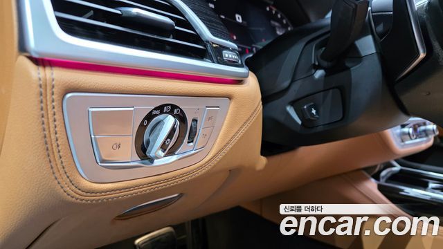 BMW 7 Series (G11) 740Li xDrive M Sport Package 2021 — фото 12