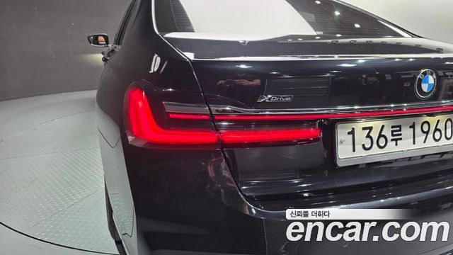 BMW 7 Series (G11) 740Li xDrive M Sport Package 2021 — фото 23