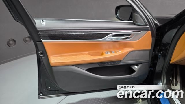 BMW 7 Series (G11) 740Li xDrive M Sport Package 2021 — фото 24