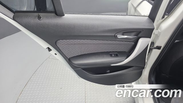 BMW 1 Series (F20) 118d M Sport Shadow 5 Door 2018 — фото 25
