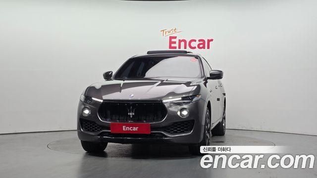 Maserati Levante 3.0 Diesel AWD Sport 2017 — фото 3