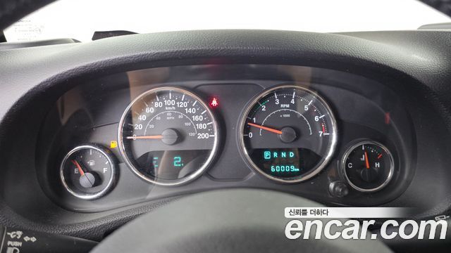 Jeep Wrangler (JK) 3.6 Sahara 4Door 2017 — фото 8