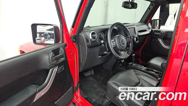 Jeep Wrangler (JK) 3.6 Sahara 4Door 2017 — фото 10