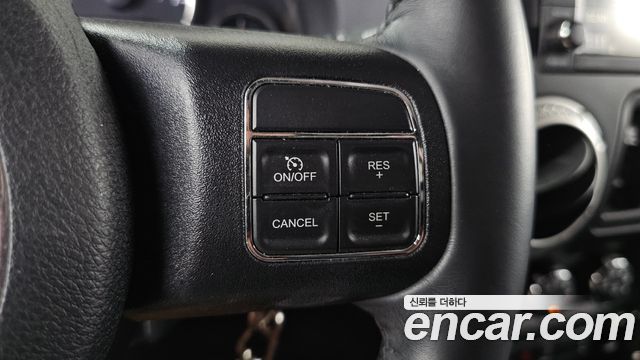 Jeep Wrangler (JK) 3.6 Sahara 4Door 2017 — фото 18