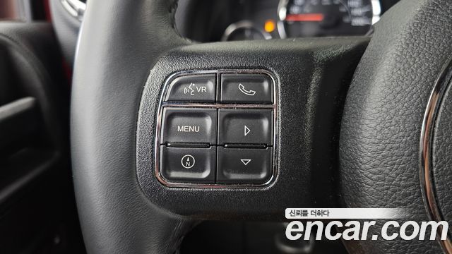 Jeep Wrangler (JK) 3.6 Sahara 4Door 2017 — фото 19