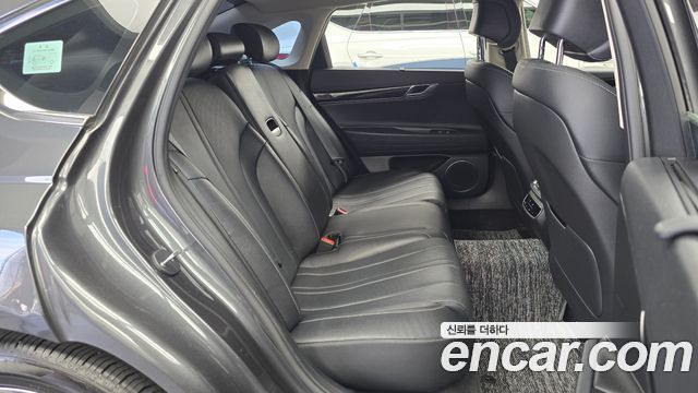 Genesis G80 (RG3) Gasoline 2.5 Turbo AWD 2021 — фото 12
