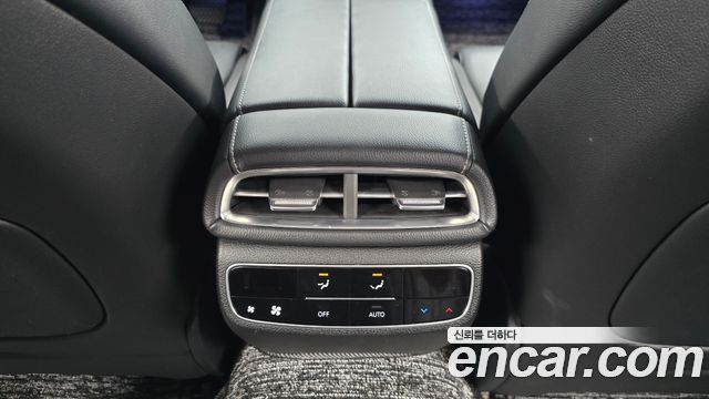 Genesis G80 (RG3) Gasoline 2.5 Turbo AWD 2021 — фото 31