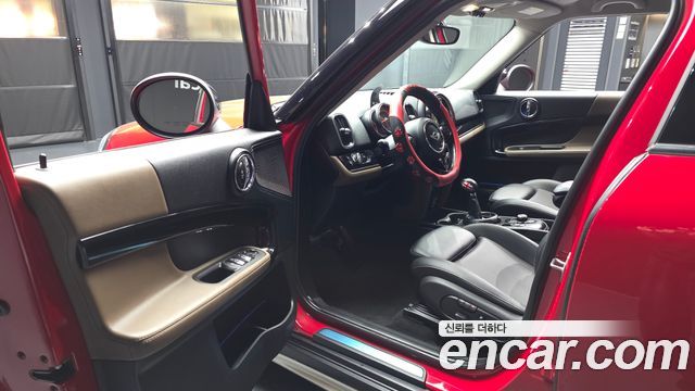 MINI Cooper D Countryman Standard 2nd 2017 — фото 10