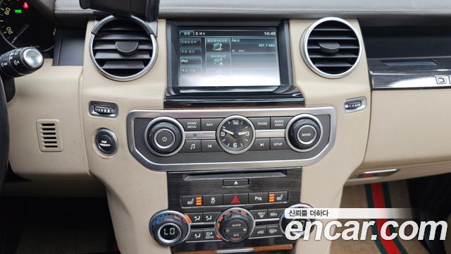 Land Rover Discovery 4 3.0 SDV6 HSE 2014 — фото 12