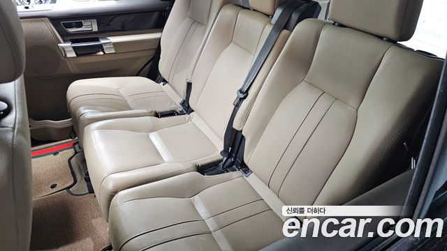 Land Rover Discovery 4 3.0 SDV6 HSE 2014 — фото 14