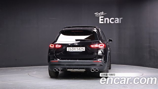 Mercedes-Benz GLA-Class (H247) GLA45 AMG 4MATIC+ 2022 — фото 4