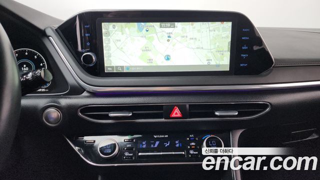 Hyundai Sonata (DN8) 2.0 Premium Plus 2022 — фото 12
