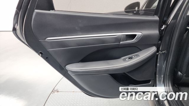 Hyundai Sonata (DN8) 2.0 Premium Plus 2022 — фото 25