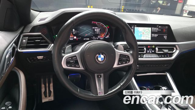 BMW 4 Series (G22) 420i M Sport Convertible 2023 — фото 13