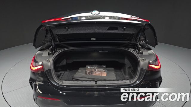 BMW 4 Series (G22) 420i M Sport Convertible 2023 — фото 20