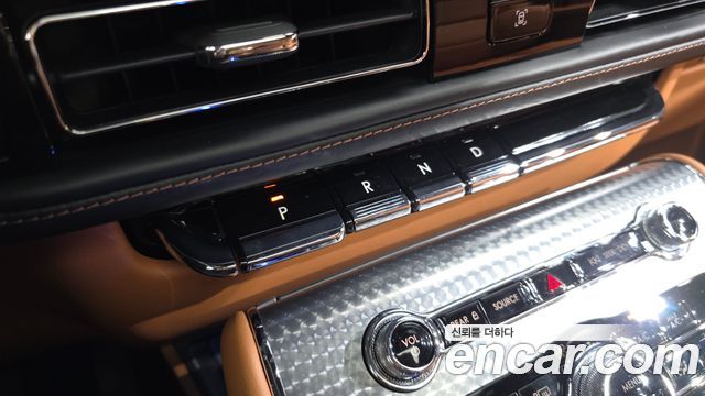 Lincoln Aviator (II) 3.0 Black Label AWD 2022 — фото 9