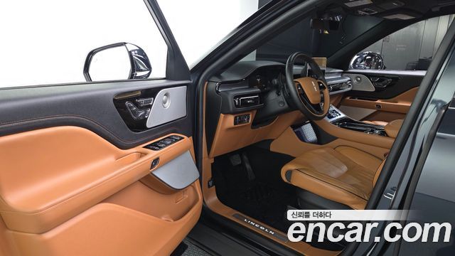 Lincoln Aviator (II) 3.0 Black Label AWD 2022 — фото 10