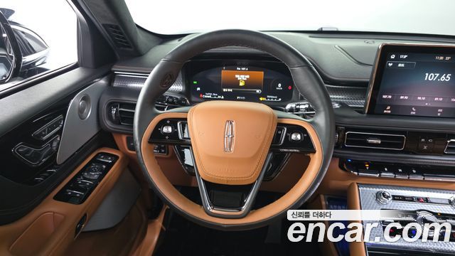 Lincoln Aviator (II) 3.0 Black Label AWD 2022 — фото 13