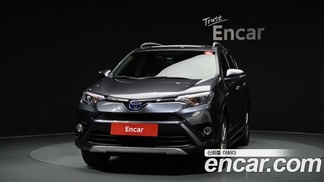 Toyota RAV4 2.5 4WD Hybrid 4th 2018 — фото 3