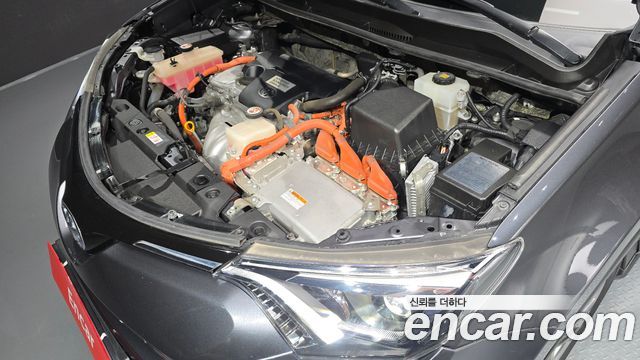 Toyota RAV4 2.5 4WD Hybrid 4th 2018 — фото 6