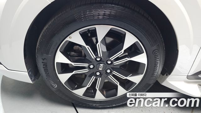 Kia Carnival (IV) Diesel 7-Seater Hi-Limousine Signature 2021 — фото 5