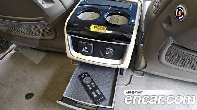 Kia Carnival (IV) Diesel 7-Seater Hi-Limousine Signature 2021 — фото 16