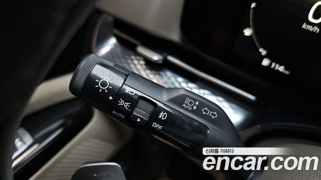 Kia Carnival (IV) Diesel 7-Seater Hi-Limousine Signature 2021 — фото 30