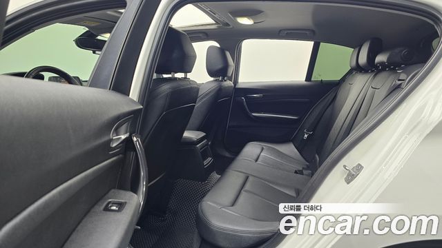 BMW 1 Series (F20) 118d Sport 5Door 2015 — фото 12