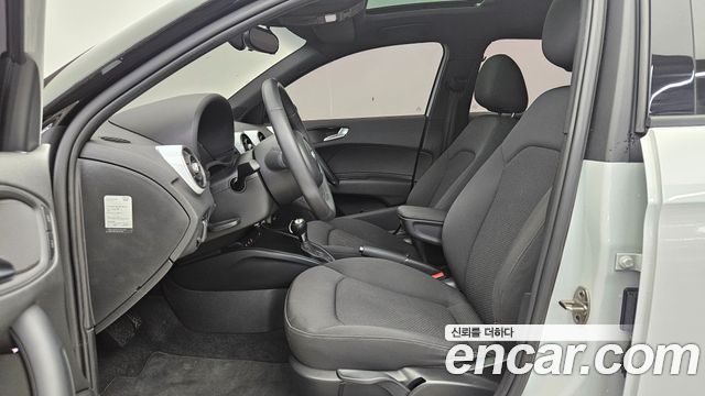 Audi A1 30 TDI Sport 2013 — фото 10