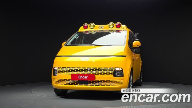 Hyundai Staria L3.5  Kinder Safety Car 11-Seater 2025 — фото 3