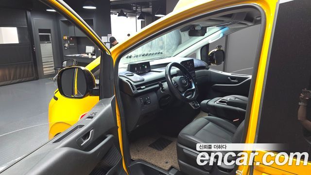Hyundai Staria L3.5  Kinder Safety Car 11-Seater 2025 — фото 10